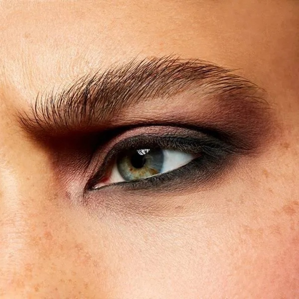 MAC Cosmetics Eyeshadow Palette - Peach, Gold, Plum Tones - Picture 4 of 9